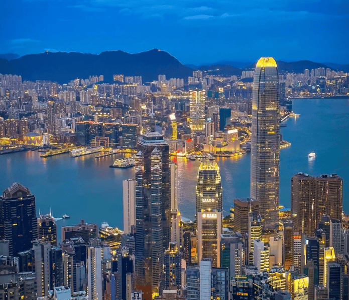2025年新澳门和香港天天免费精准大全，全面解析、专家解读与警惕虚假宣传-全面解析、解释与落实